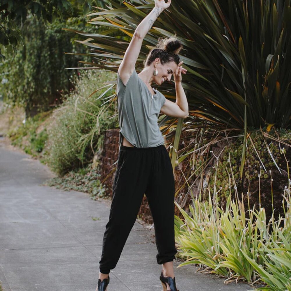 Black Bundle: Jumpsuit + Miami Jogger + Savannah Harem Pants - Picture 11 of 12